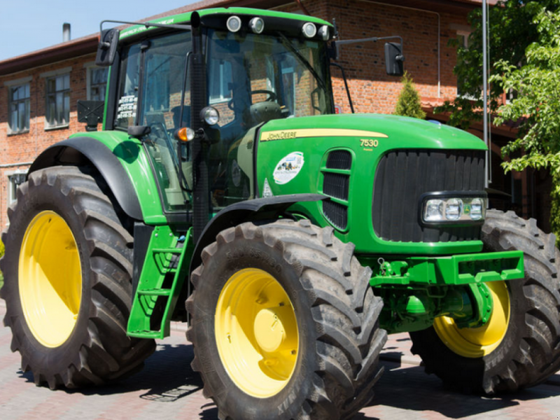 Oldtimer-Traktor типа John Deere 7530 Premium, Neumaschine в Житомир