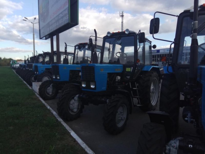 Oldtimer-Traktor типа Belarus Беларус-892.2, Neumaschine в Полтава (Фотография 1)