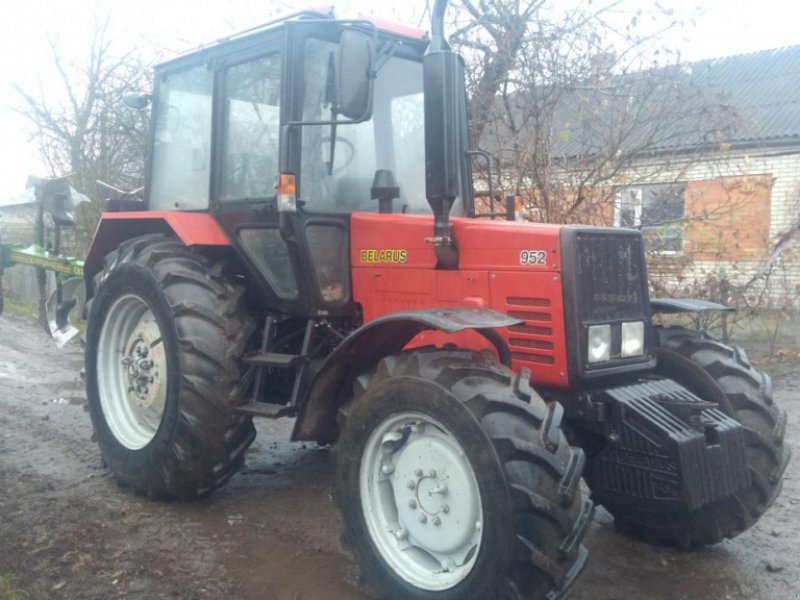Oldtimer-Traktor типа Belarus Беларус-952, Neumaschine в Здолбунів