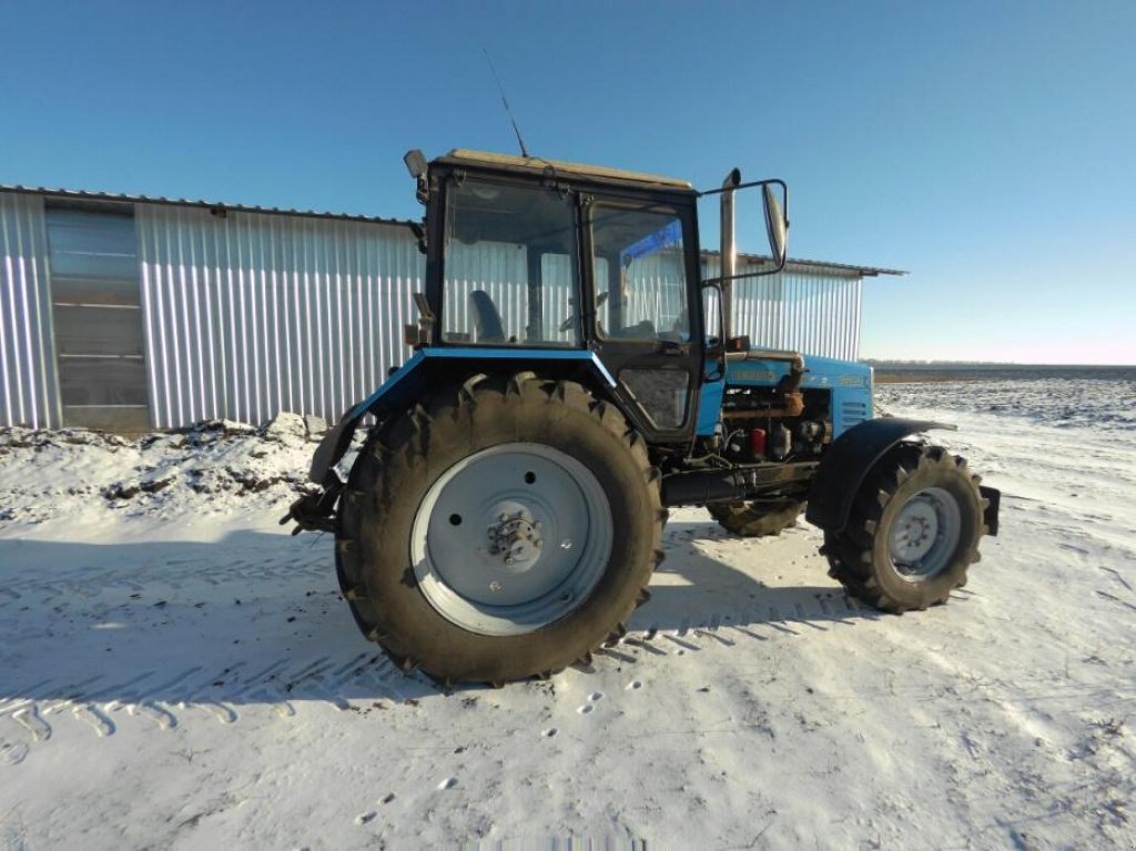Oldtimer-Traktor типа Belarus Беларус-1221.2, Neumaschine в Полтава (Фотография 1)