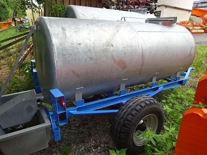 Wasserfass типа S&F 2000 Liter Wassertank mit Fahrgestell, Neumaschine в Neureichenau (Фотография 3)